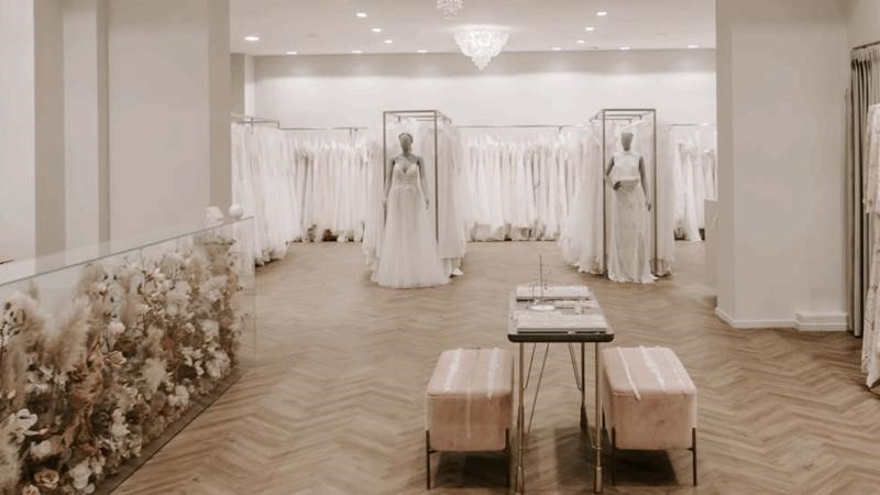 متن تبلیغ مزون لباس عروس؛ ۵ روش موثر و خلاقانه برای تبلیغات